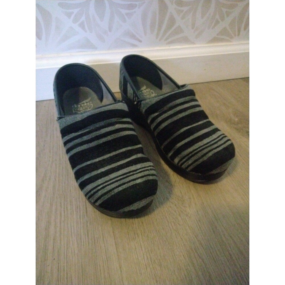 Dansko Vegan Black Gray Striped Slip On Clogs Women's Size 37 EU 6.5-7 US Boho